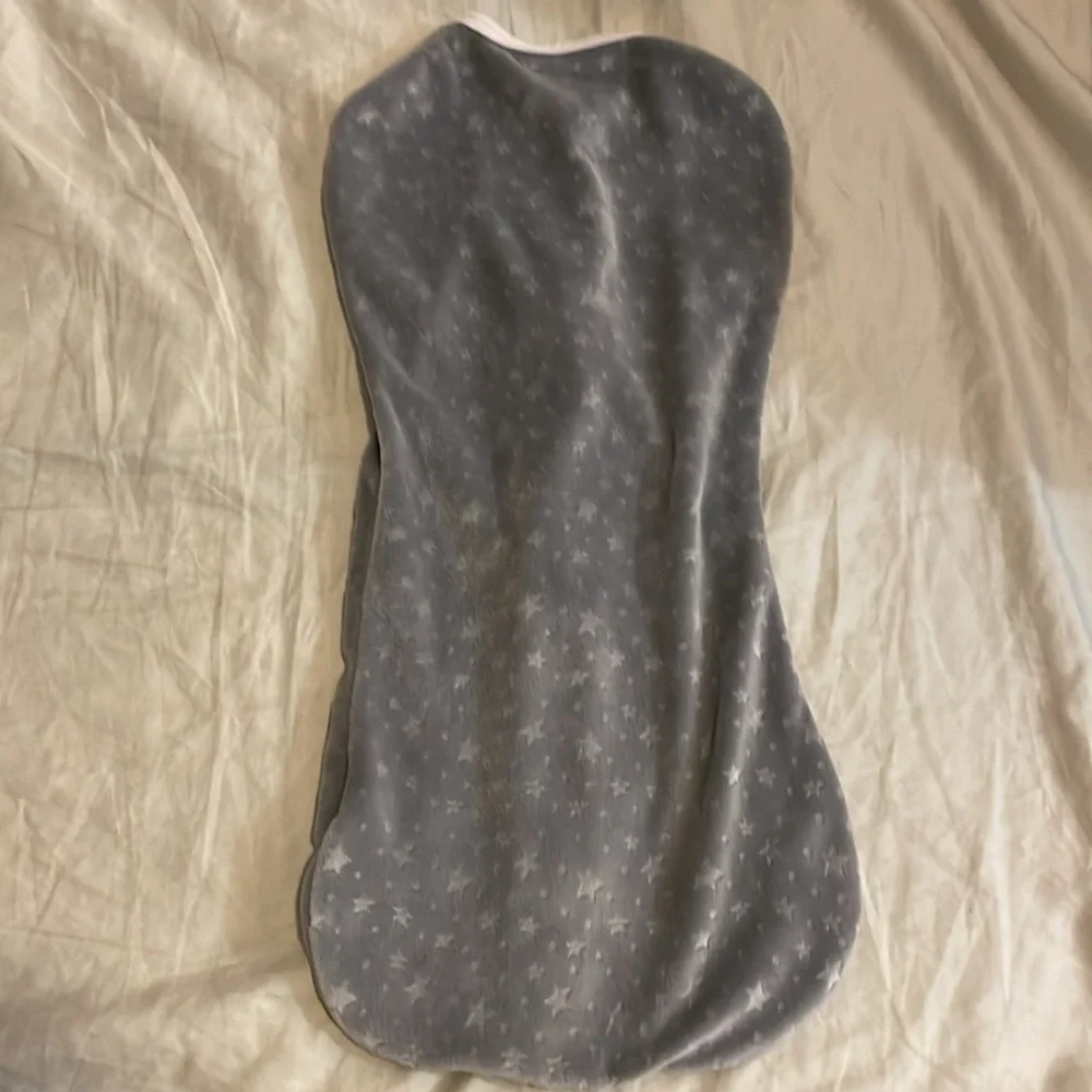 SwaddleMe Newborn zipper Swaddle